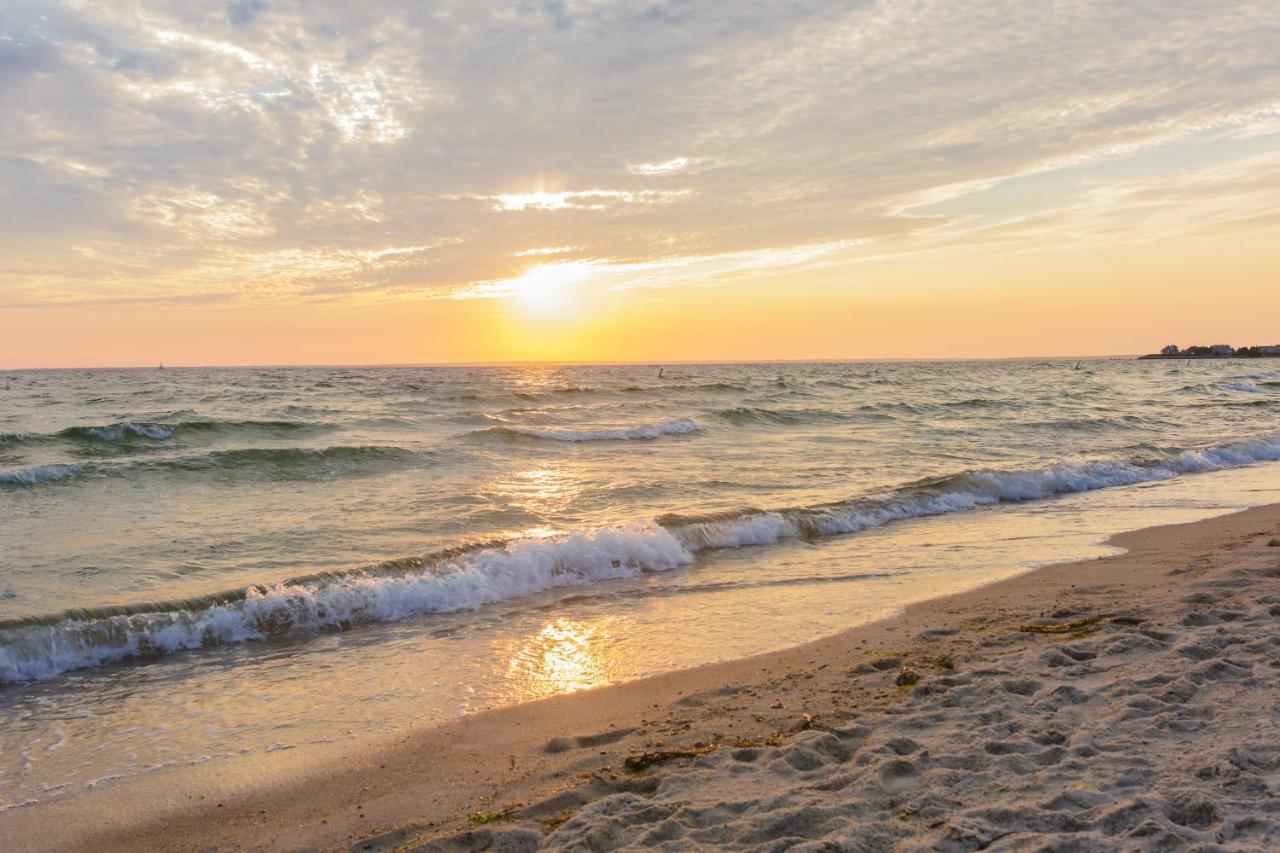 Sea Crest Beach Resort Falmouth Ngoại thất bức ảnh