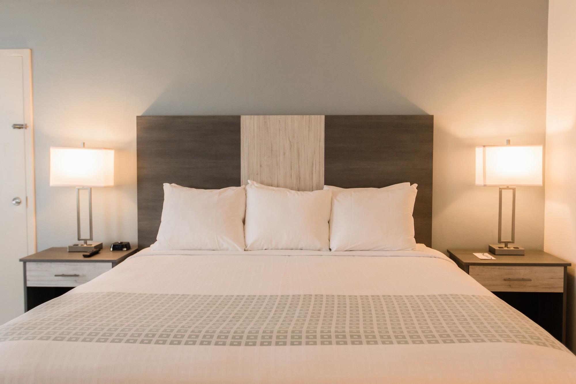 Sea Crest Beach Resort Falmouth Ngoại thất bức ảnh